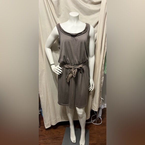 LOFT Dresses & Skirts - Ann Taylor casual summer dress M